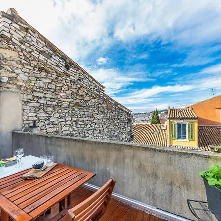 Dolce Centre Apartment *