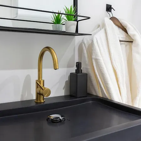 Dolce Centre Apartment